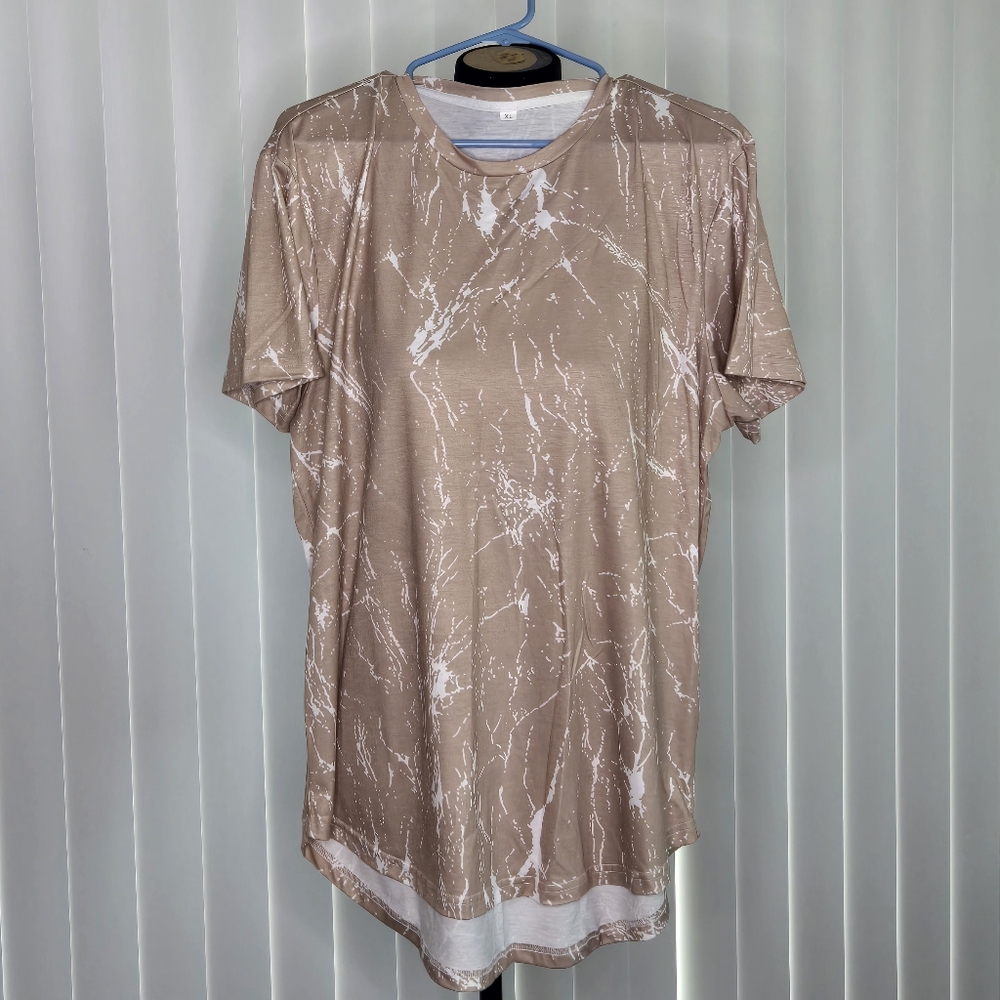 SHEIN Tan and White Short Sleeve Tee
